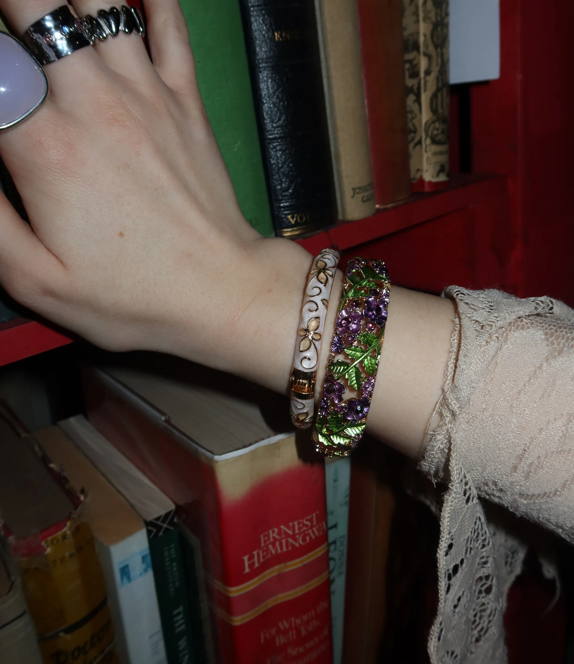 LA VIE EN ROSE BANGLE IN PURPLE - Image 2